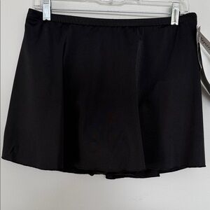 NWT Miraclesuit Black Swim Skirt - Size 14